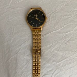 Nixon gold watch for sale. Only worn twice.